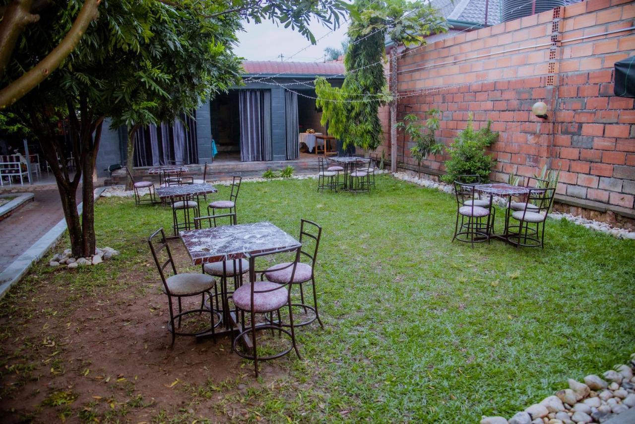Martin Aviator Hotel Kigali Eksteriør bilde