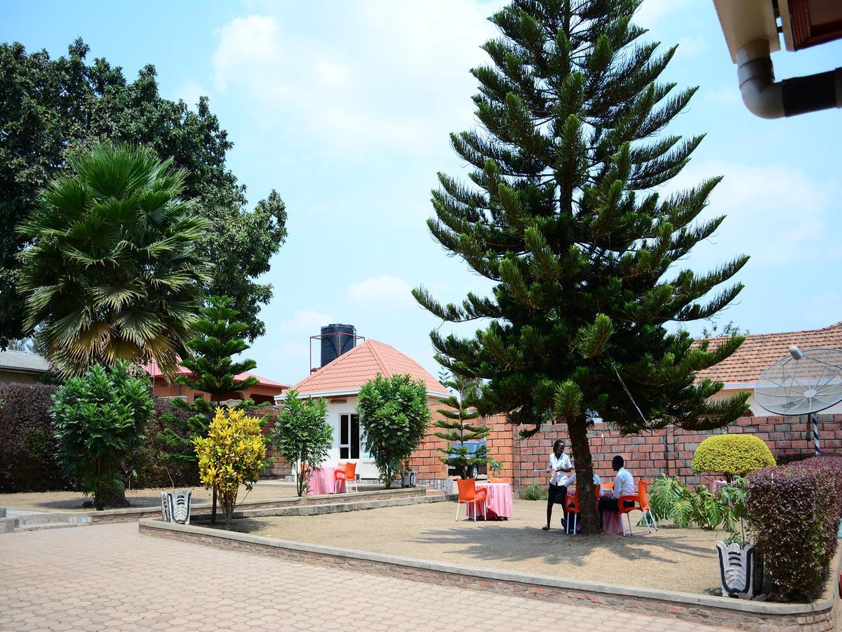 Martin Aviator Hotel Kigali Eksteriør bilde