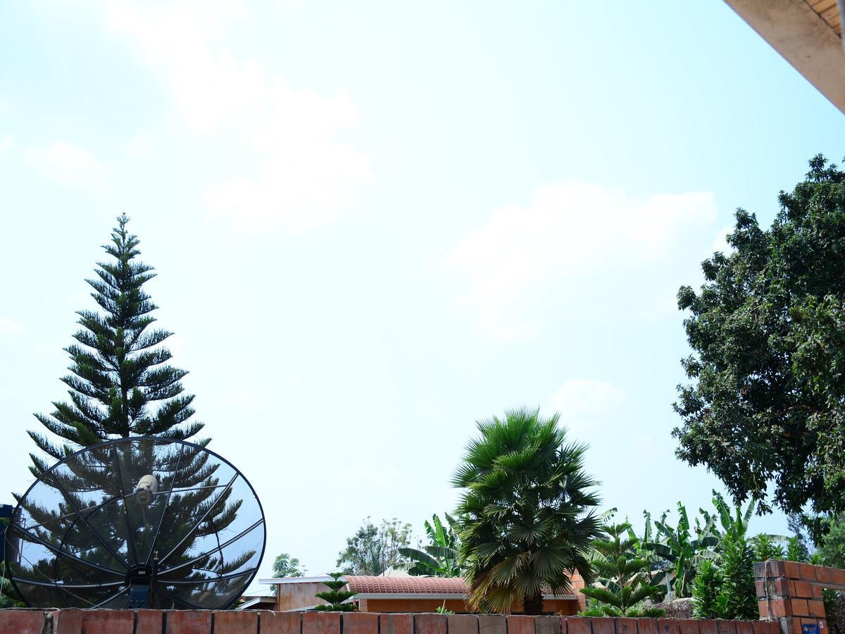 Martin Aviator Hotel Kigali Eksteriør bilde